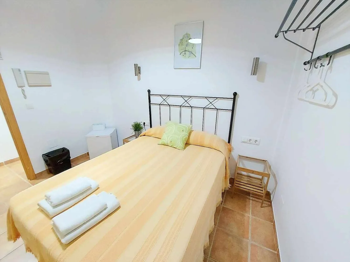 Budget Room for Winter Lets in Central Nerja - Centusur Nerja B3